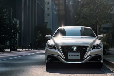 RS(2.5Lハイブリッド車)