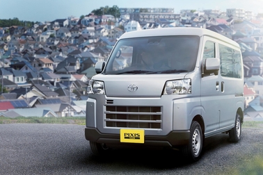 デラックス(2WD CVT)