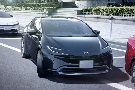 Z（ハイブリッド・2WD）