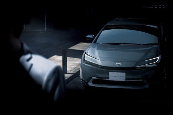 【モデル入り素材】Z（ハイブリッド・2WD）