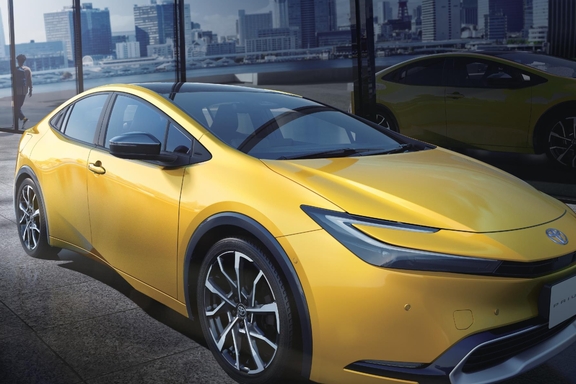 【モデル入り素材】Z（プラグインハイブリッド）